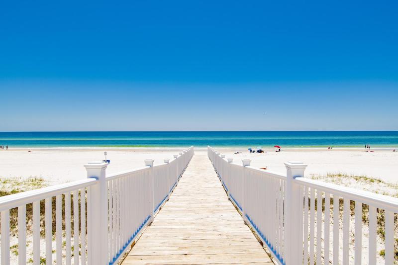 Seaside West 12 Bdrm 115 Bath Private Pools Sleeps 36 - image 7