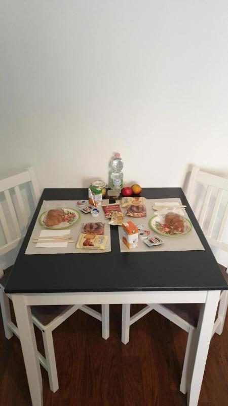 Standard Double Room image 3