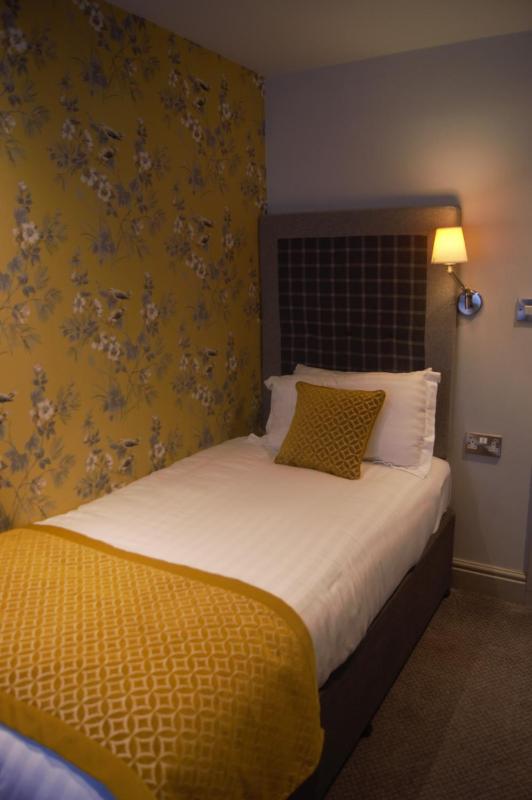 Single Room image 1