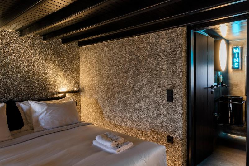 Triple Room with Sea View image 4