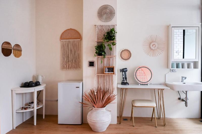 Noir Home - image 33
