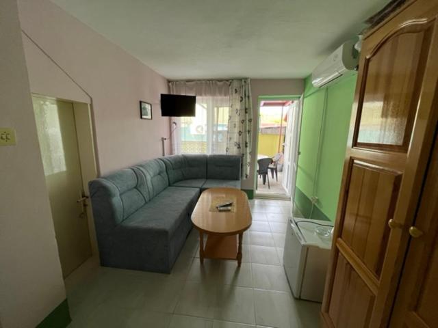 King Room image 4