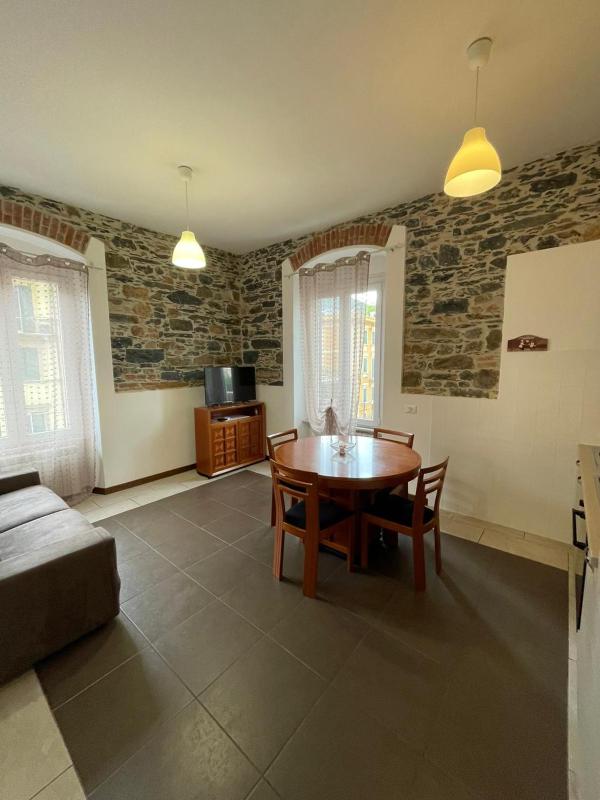 Trainspot Apartment - image 16
