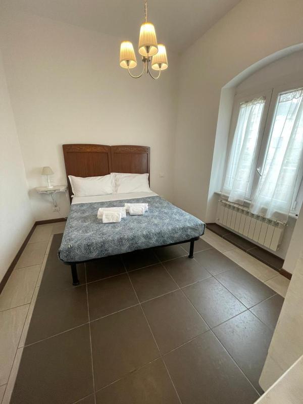 Trainspot Apartment - image 17