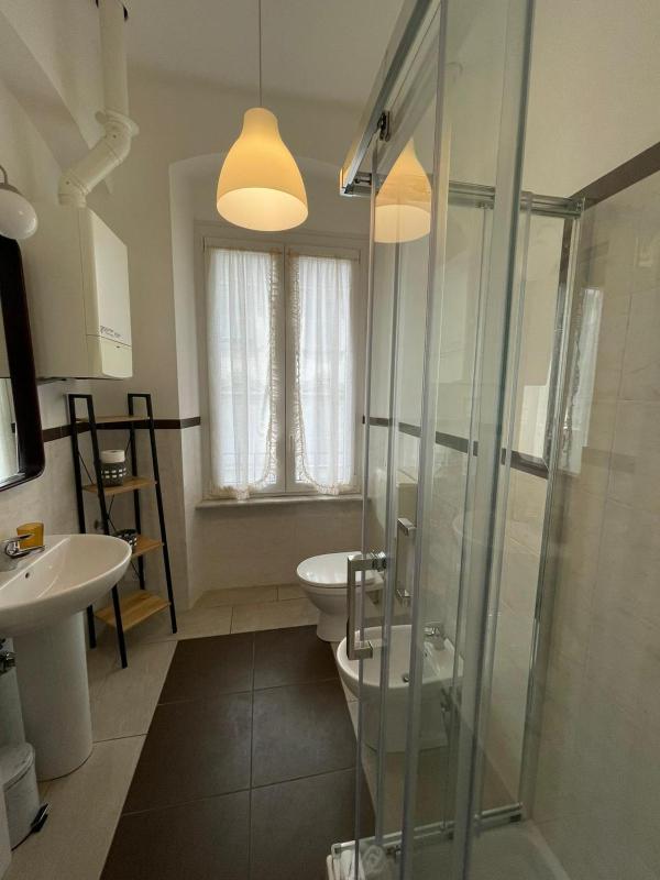 Trainspot Apartment - image 10