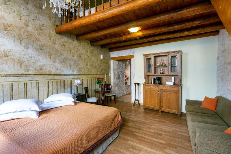 Junior Suite (4 Adults) image 1