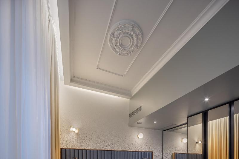 Deluxe Junior Suite image 3