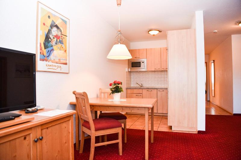 One-Bedroom Apartment image 3