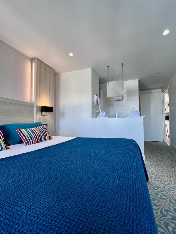 Apartment  (2-4 Adults)  image 2