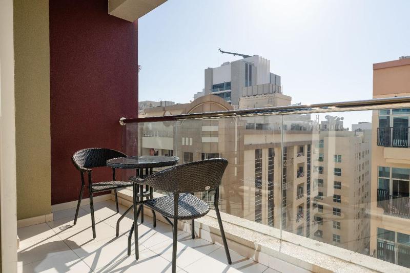 Two-Bedroom Apartment with Balcony (6 Adults) image 2