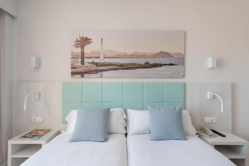 Superior Double or Twin Room image 1