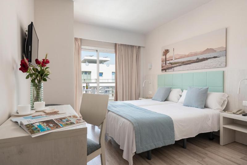 Double or Twin Room with Side Sea View image 2