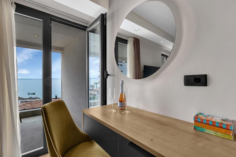 Beach Hotel Božikovina - image 33