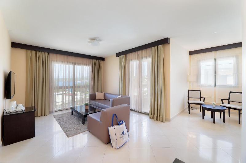 Blue Waves Resort - image 38