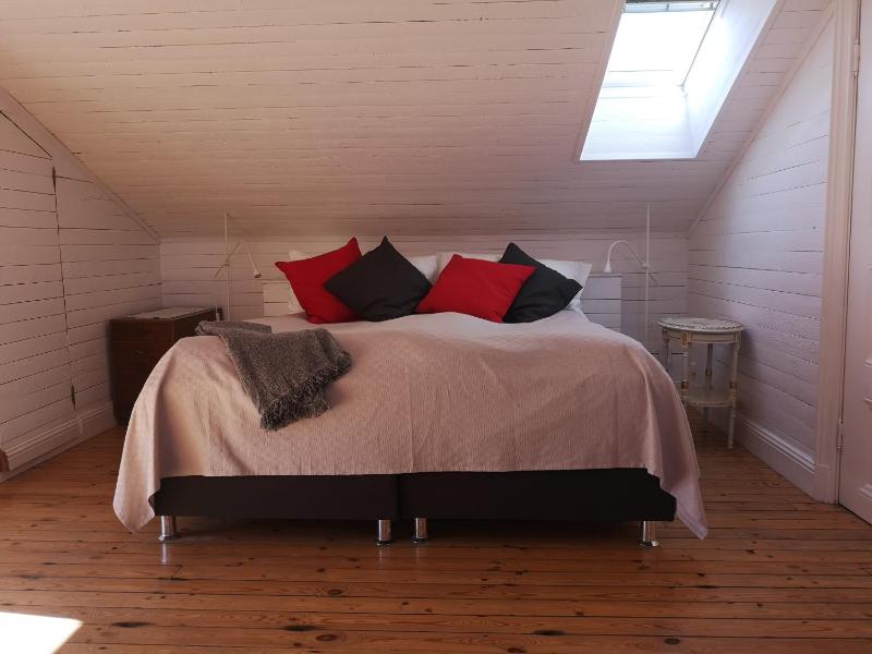 Double Room with Private Bathroom image 2