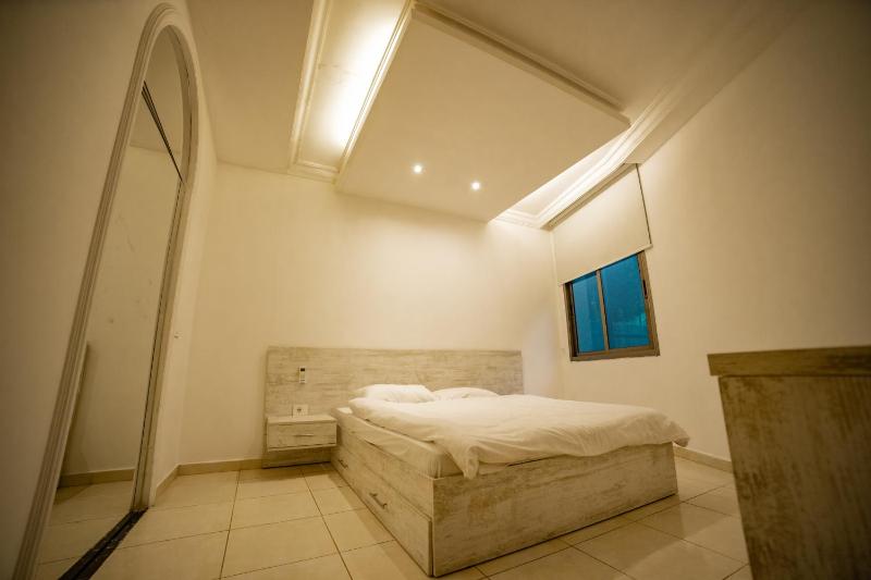 Deluxe Single Room image 1
