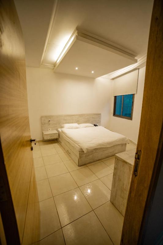 Deluxe Single Room image 3