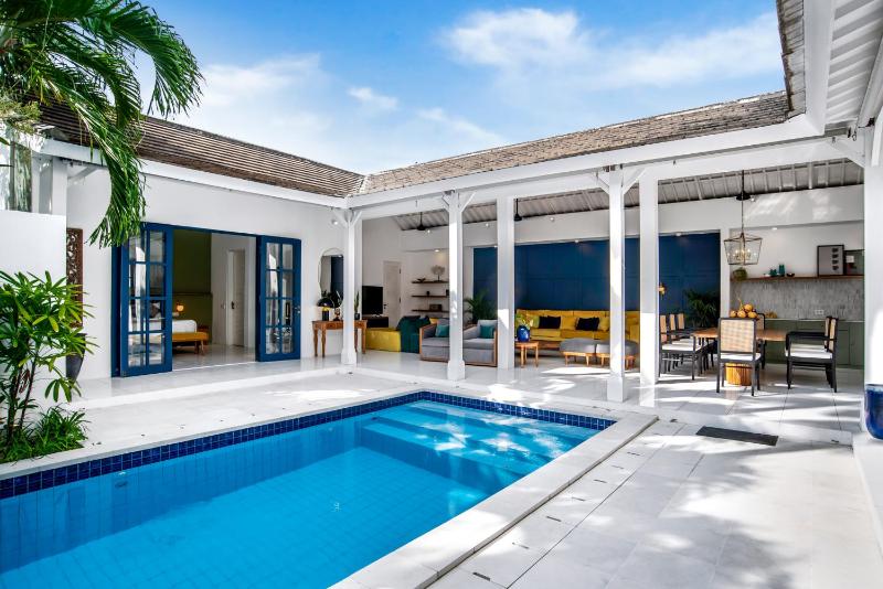 The Beach House - image 19