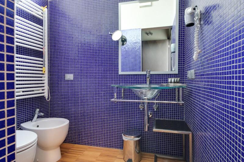 Double or Twin Room image 2