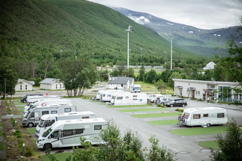 Tromsø Lodge & Camping - image 25