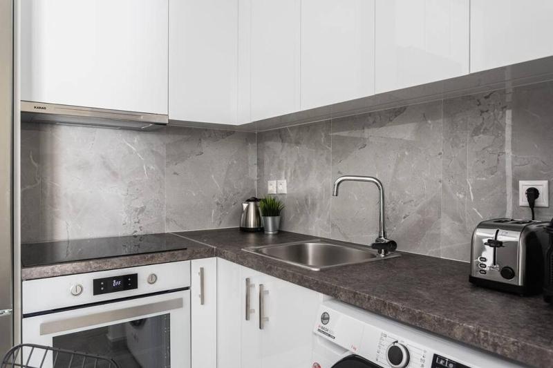 Sublime 1BR Apartment in Koukaki by UPSTREET - image 2