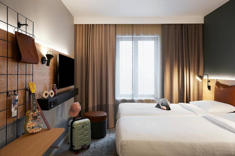 Moxy Twin Sleeper, Guest room, 2 Twin/Single Bed(s) image 4