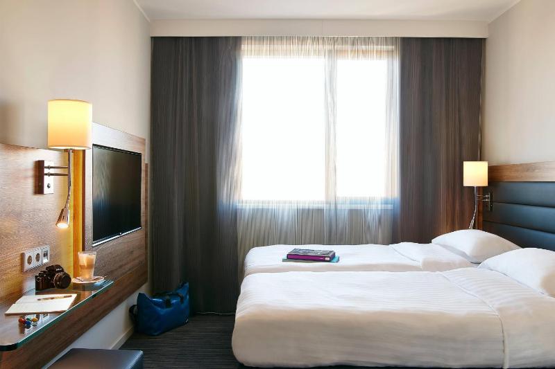 Moxy Twin Sleeper, Guest room, 2 Twin/Single Bed(s) image 1