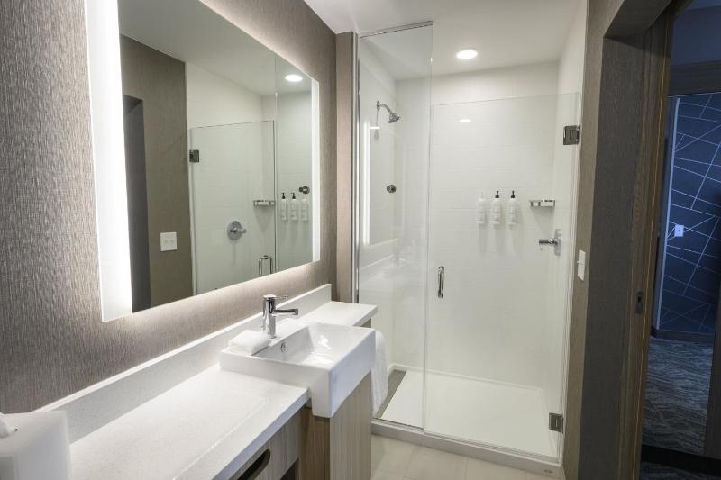 SpringHill Suites by Marriott Colorado Springs Downtown - image 13