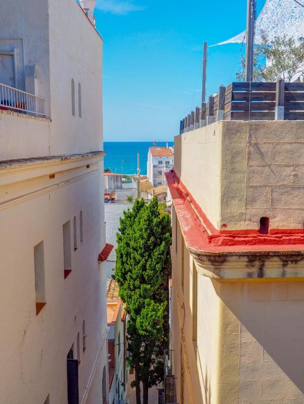 Barco Attic by Hello Homes Sitges - image 16