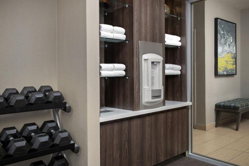 Residence Inn by Marriott Phoenix Airport - image 38