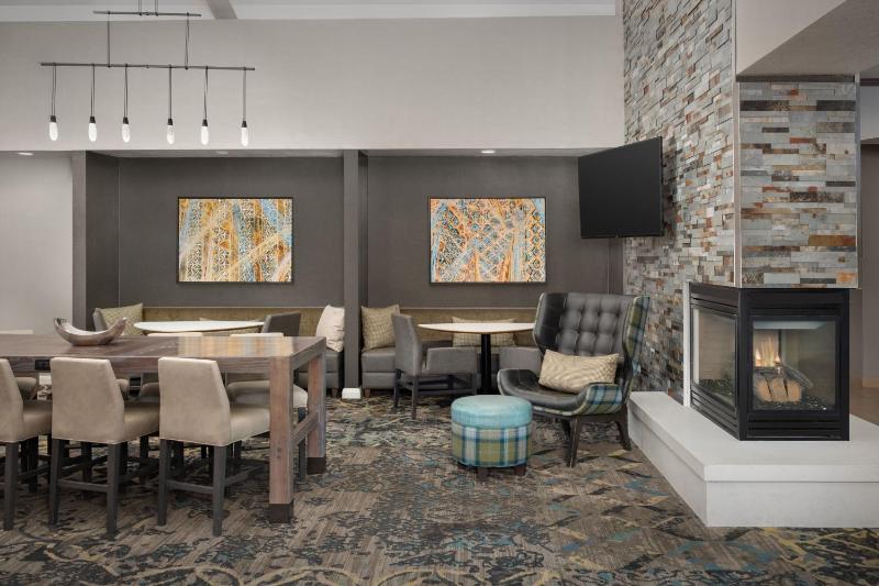 Residence Inn by Marriott Phoenix Airport - image 20