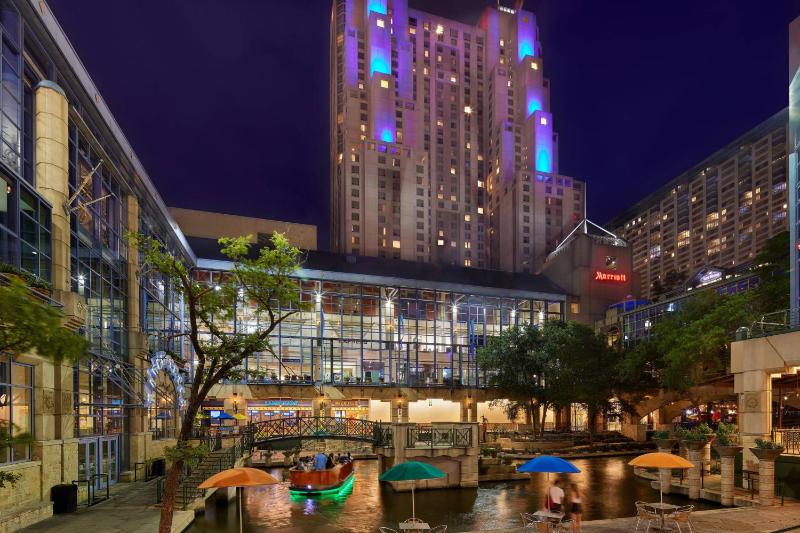 San Antonio Marriott Rivercenter on the River Walk - image 14