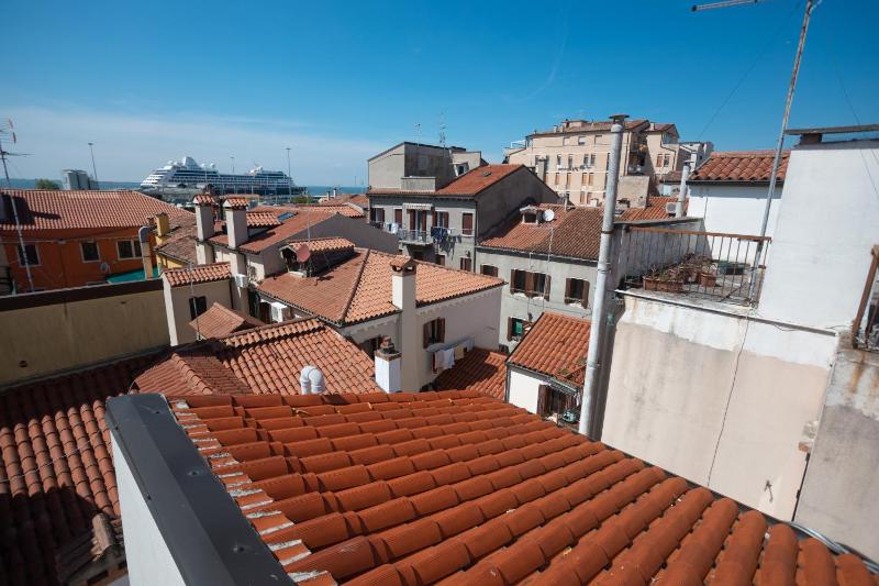 B&B Basta Bussare - image 11