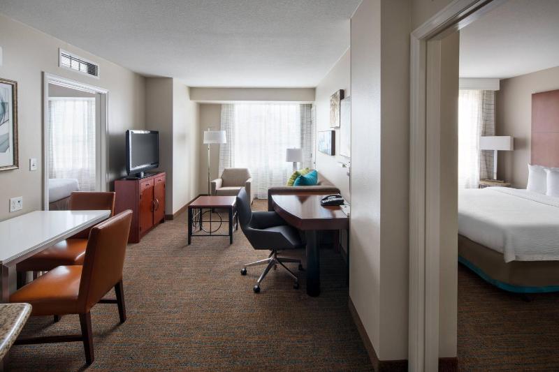 Two-Bedroom Suite image 1