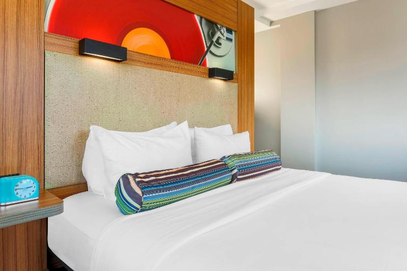 Aloft by Marriott Harlem - image 12