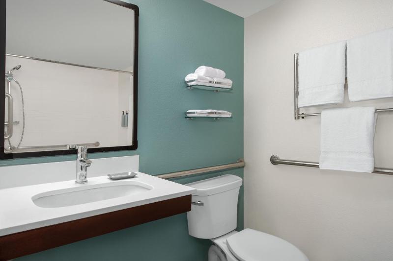 1 Bedroom Suite, King, Sofa bed image 2