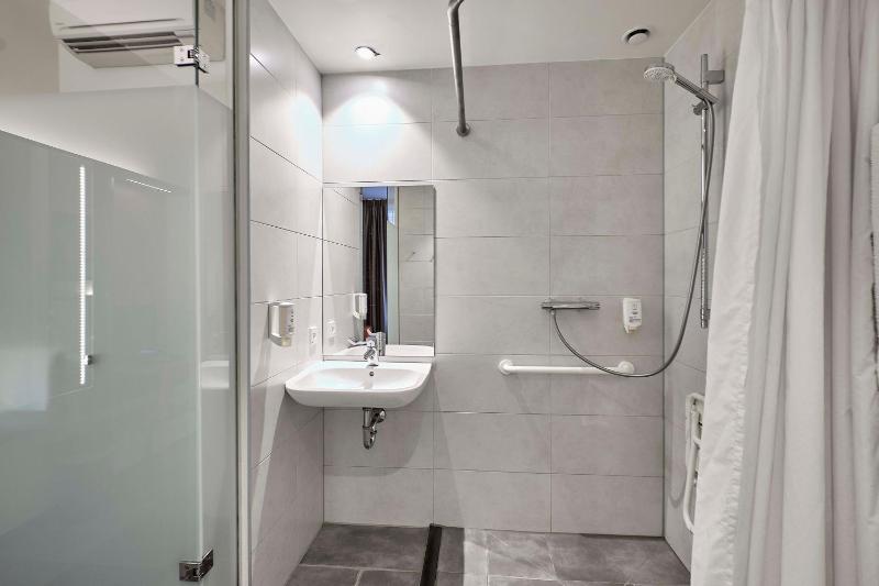 Superior Room with Disability Access  image 2
