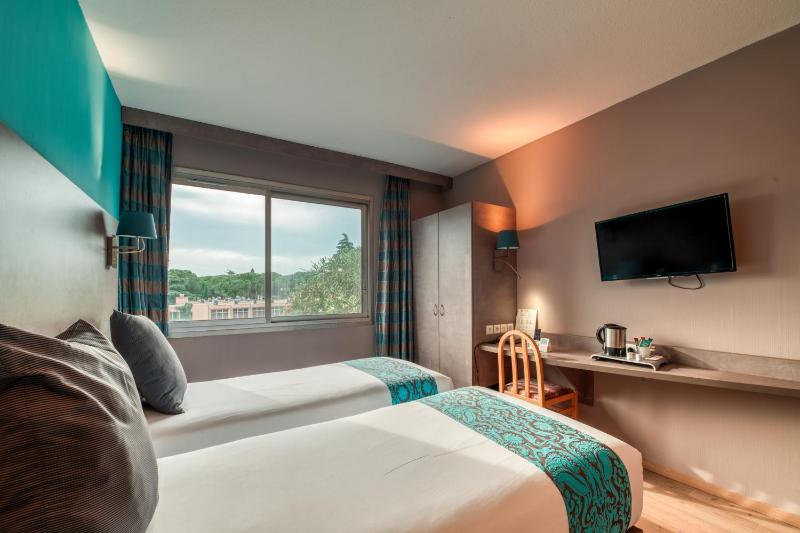Logis Hotel NIMOTEL - image 15