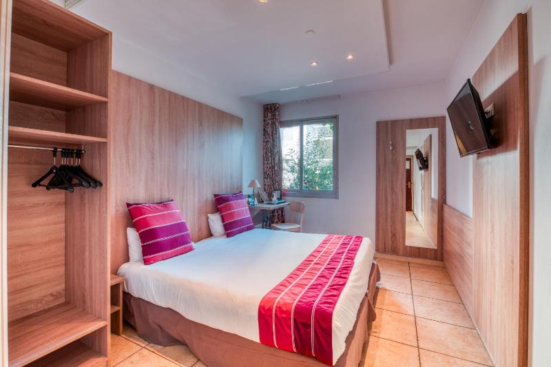 Logis Hotel NIMOTEL - image 31