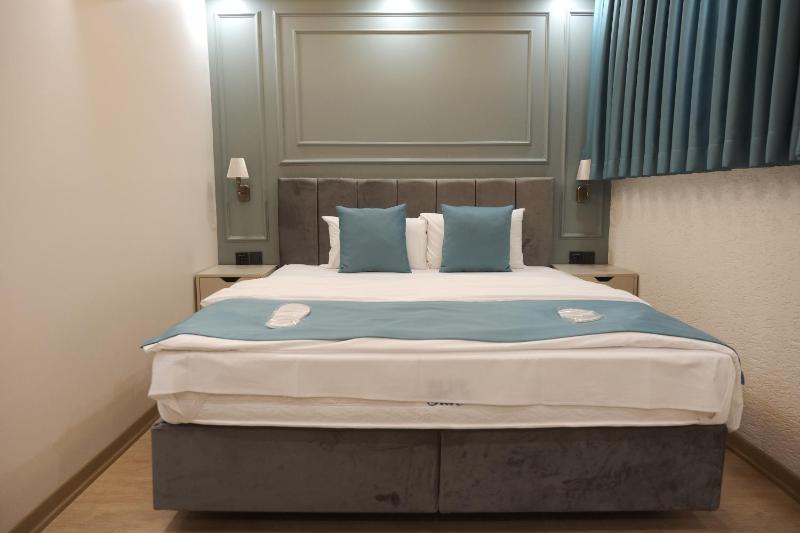 Superior Double Room image 4