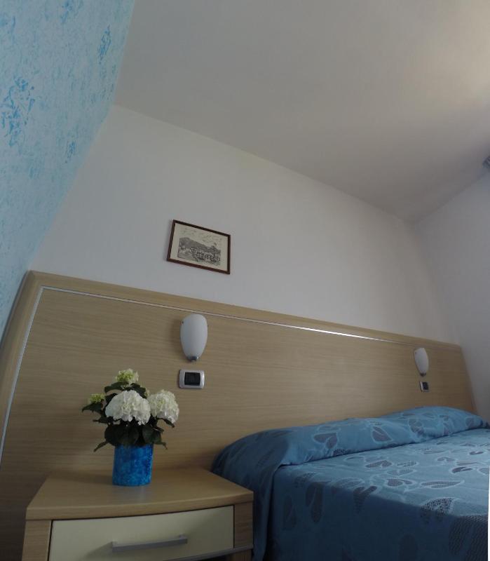 Triple Room image 4