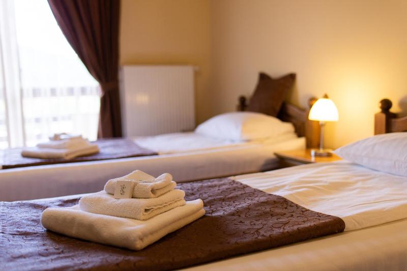 Triple Room image 3