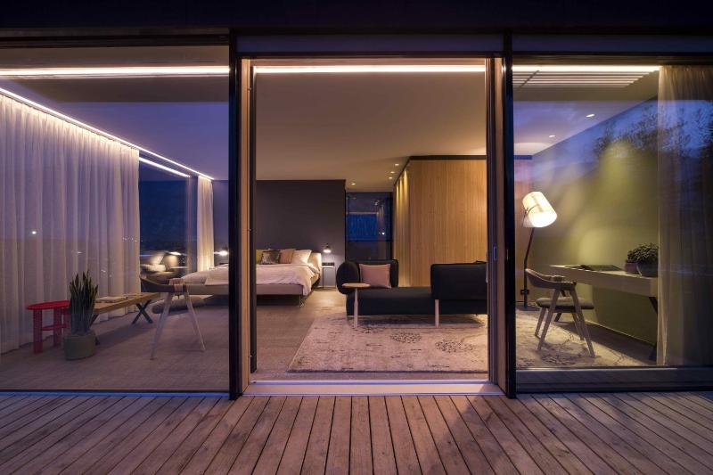 Penthouse Suite image 3