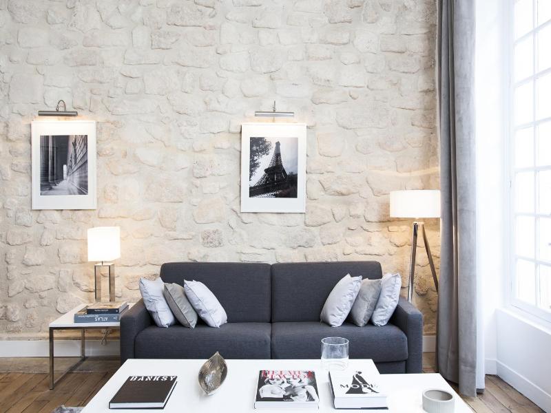 LivinParis - Luxury 2 Bedrooms Le Marais I - image 1