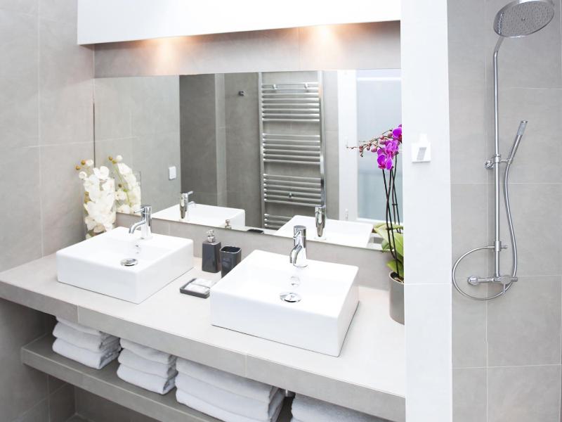 LivinParis - Luxury 2 Bedrooms Le Marais I - image 13