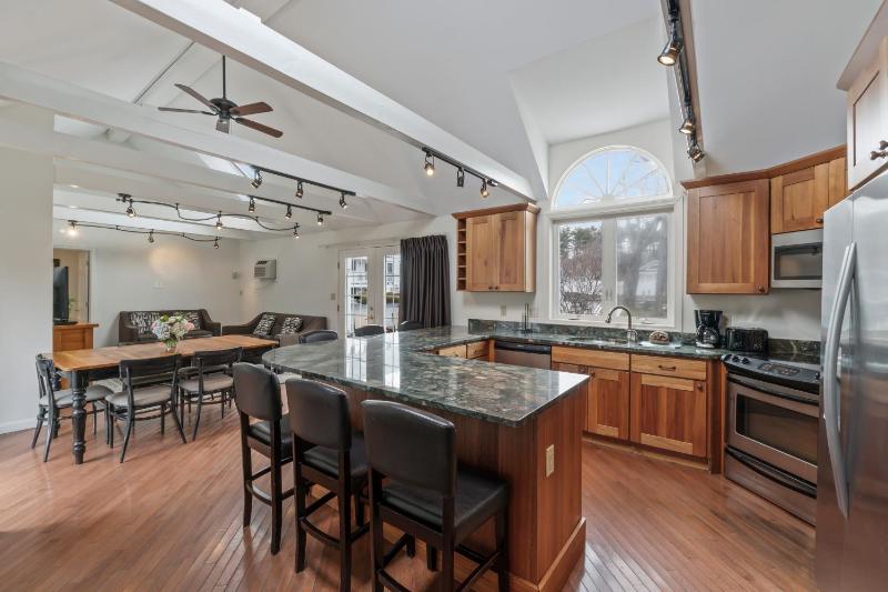 Four-Bedroom Villa image 1