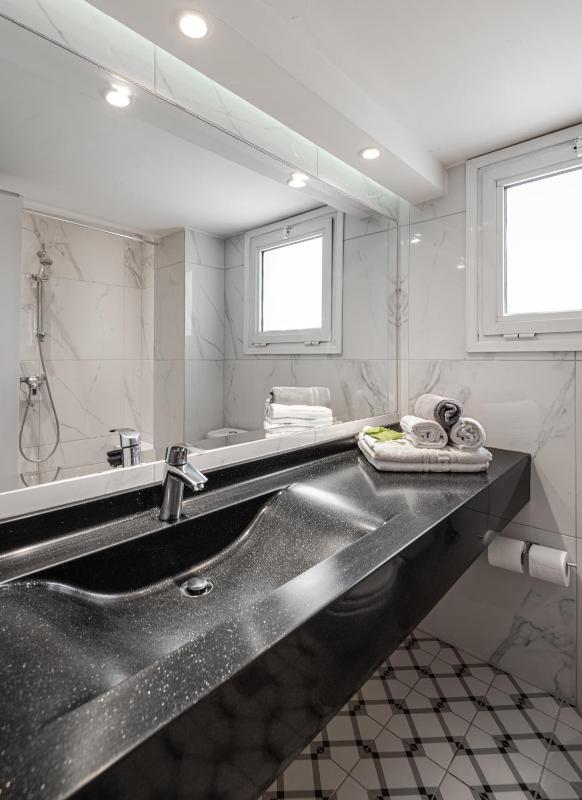 Double or Twin Room with Free Parking image 1