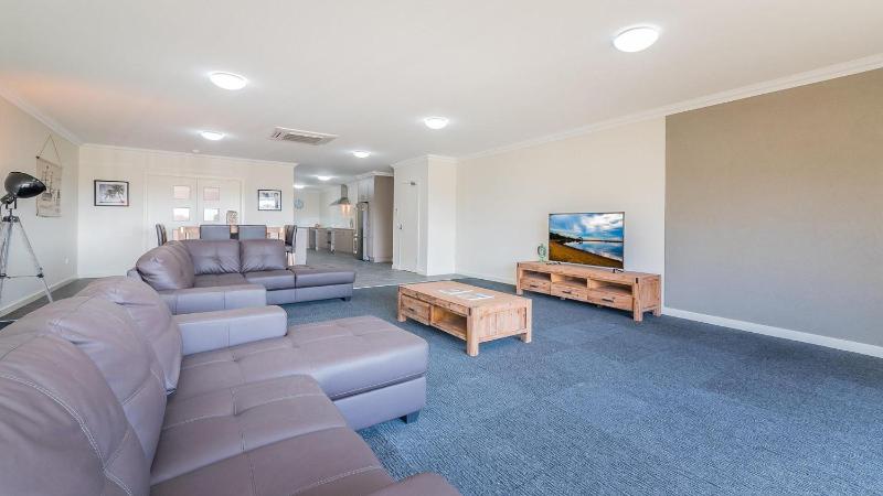 3-83 Thompson Avenue Cowes - image 7
