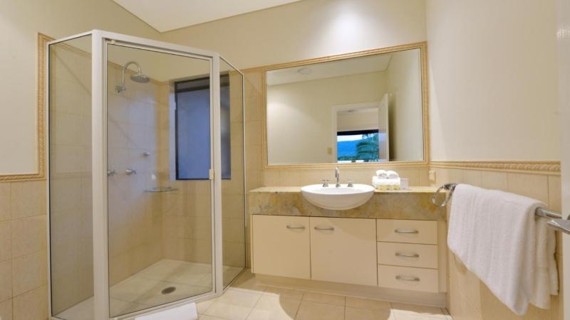 Sanctuary At Thornton's Port Douglas - image 12