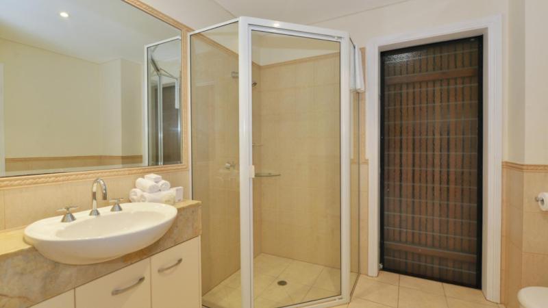 Sanctuary At Thornton's Port Douglas - image 7